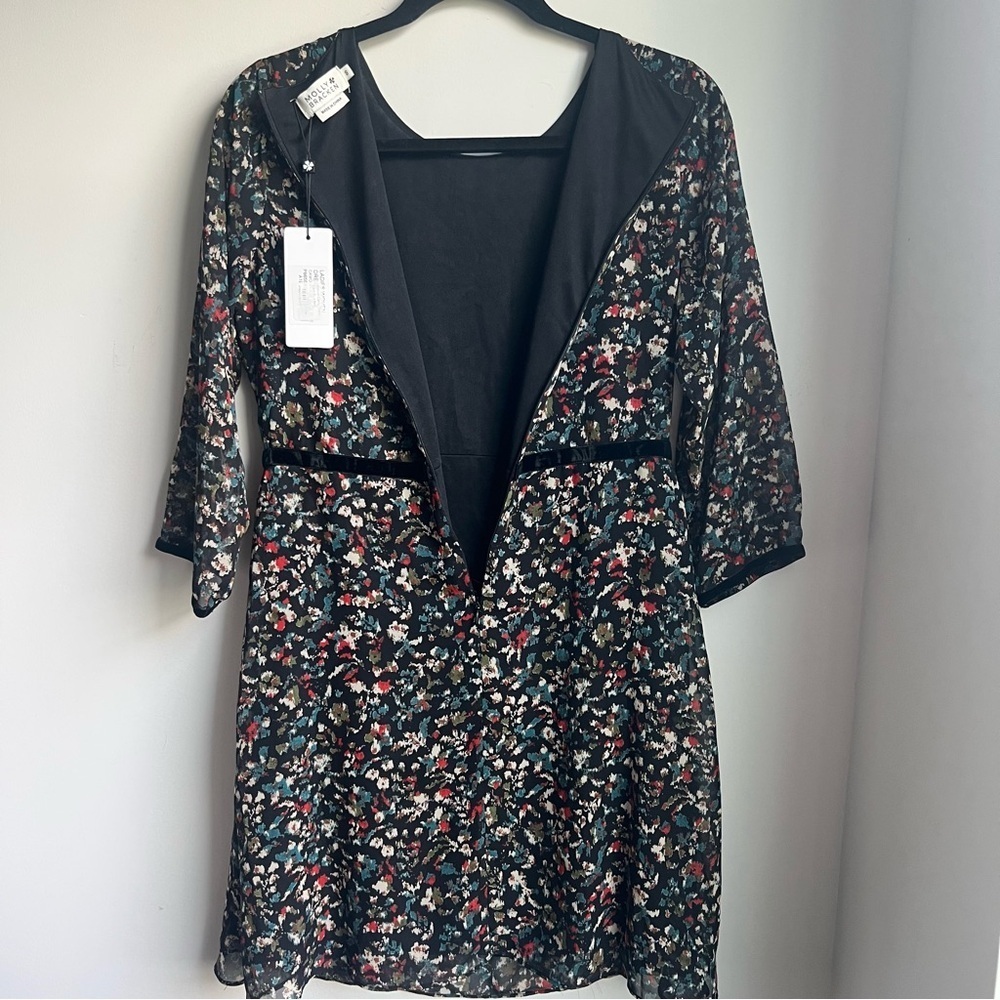 NWT Molly Bracken Dress with 3/4 Sleeves and Crew Neck - Small - Picture 9 of 16